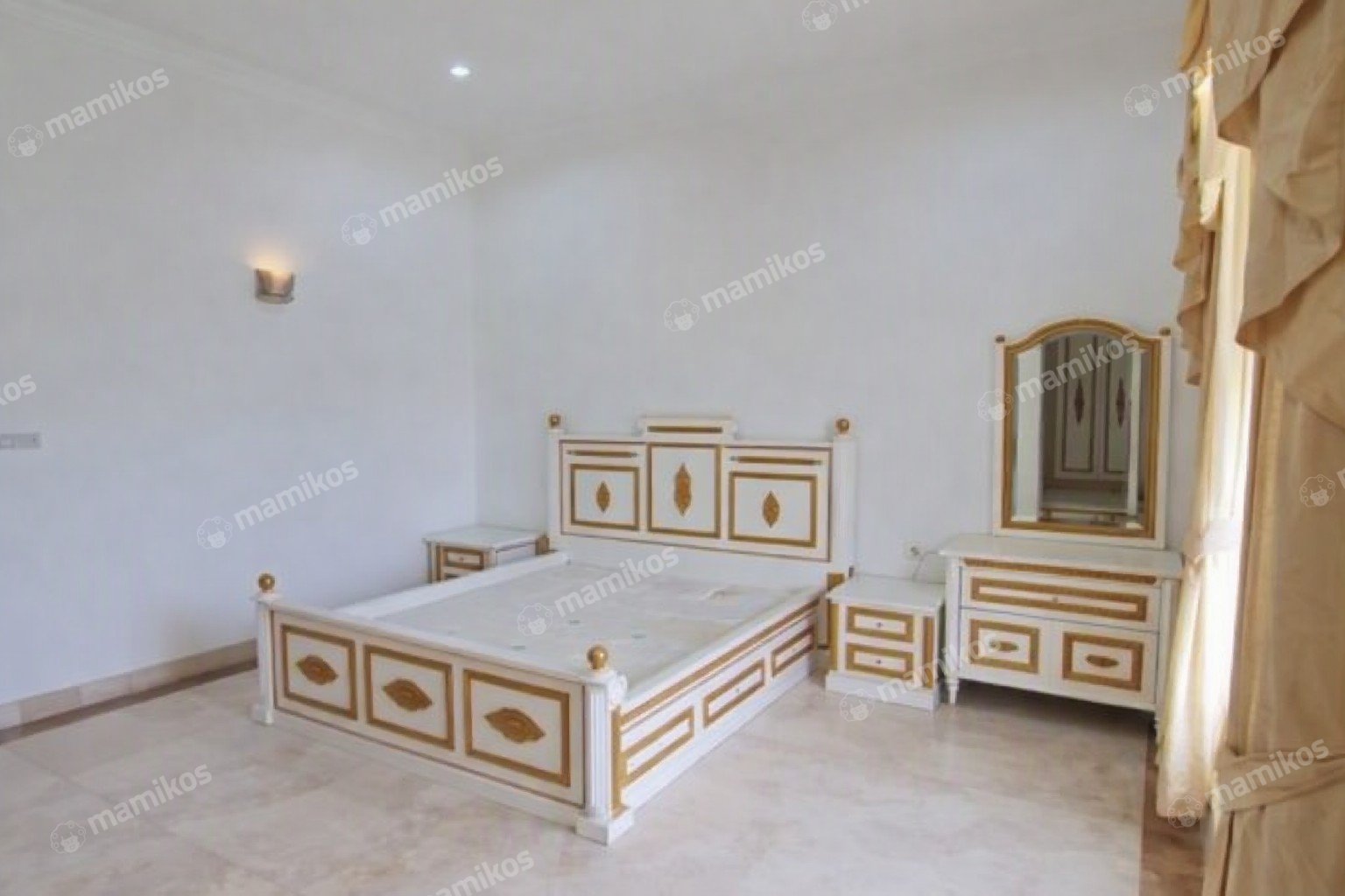 Rumah Sertifikat SHM 4 Kamar Tidur 4 Kamar Mandi Pantai Indah Kapuk Jakarta Utara - Photo 5