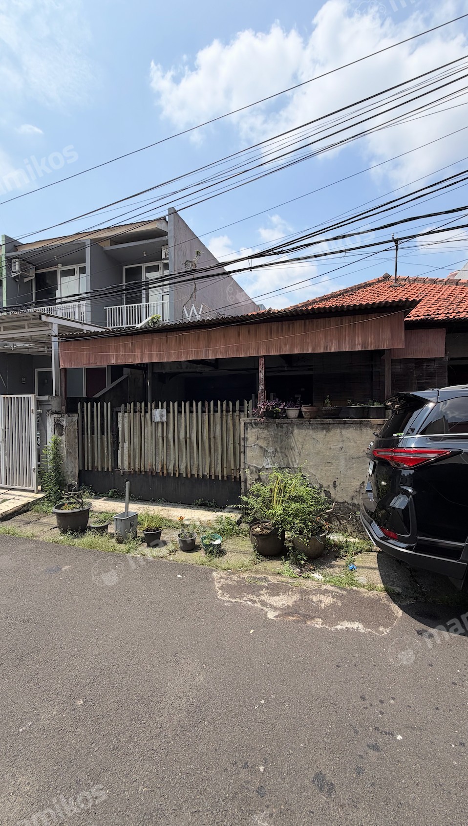Rumah Fasilitas Teras Sertifikat AJB 5 Kamar Tidur Tebet Timur Jakarta Selatan - Photo 3
