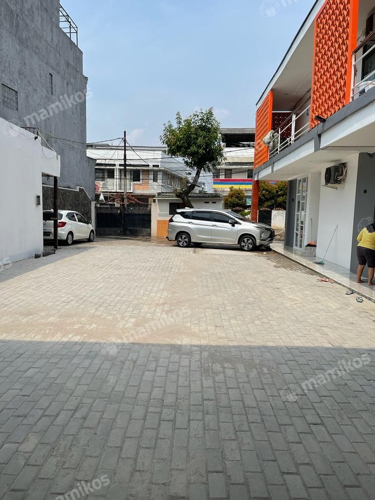 Jual rumah kost di daerah Jakarta Barat - Photo 2