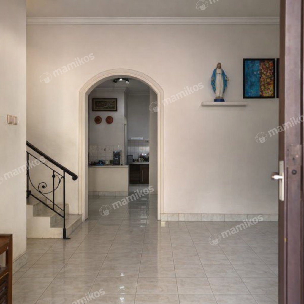 Rumah Sertifikat SHM 3 Kamar Tidur 3 Kamar Mandi Citra Garden Jakarta Barat - Photo 2