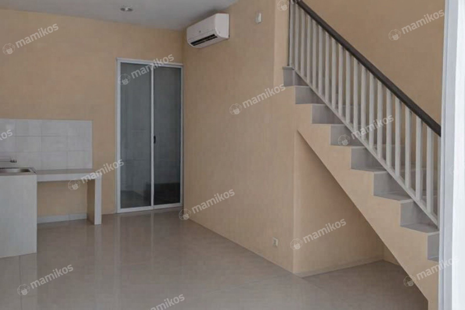 Rumah Sertifikat SHM 3 Kamar Tidur 3 Kamar Mandi Pantai Indah Kapuk Jakarta Utara - Photo 3