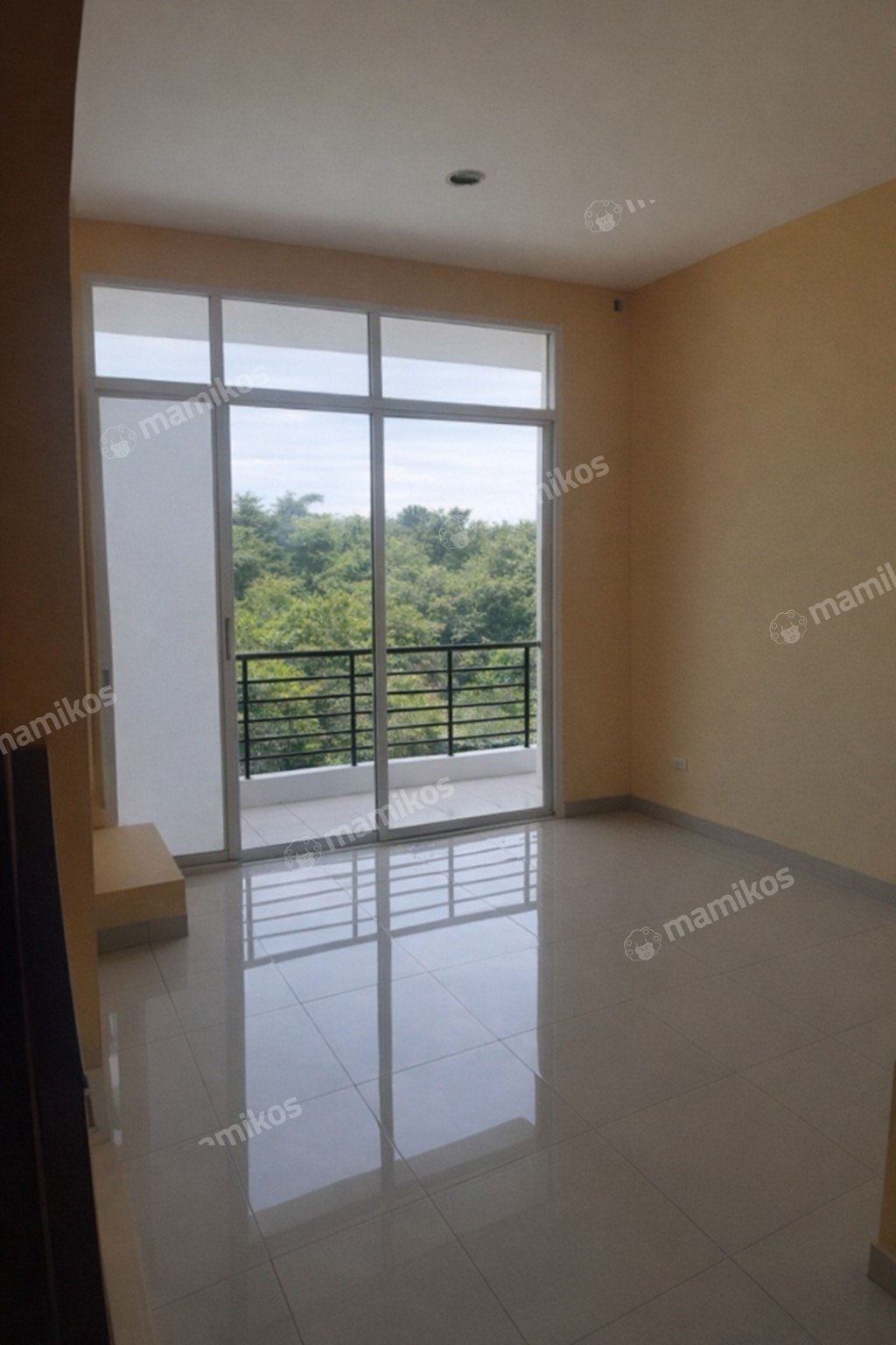 Rumah Sertifikat SHM 3 Kamar Tidur 3 Kamar Mandi Pantai Indah Kapuk Jakarta Utara - Photo 4