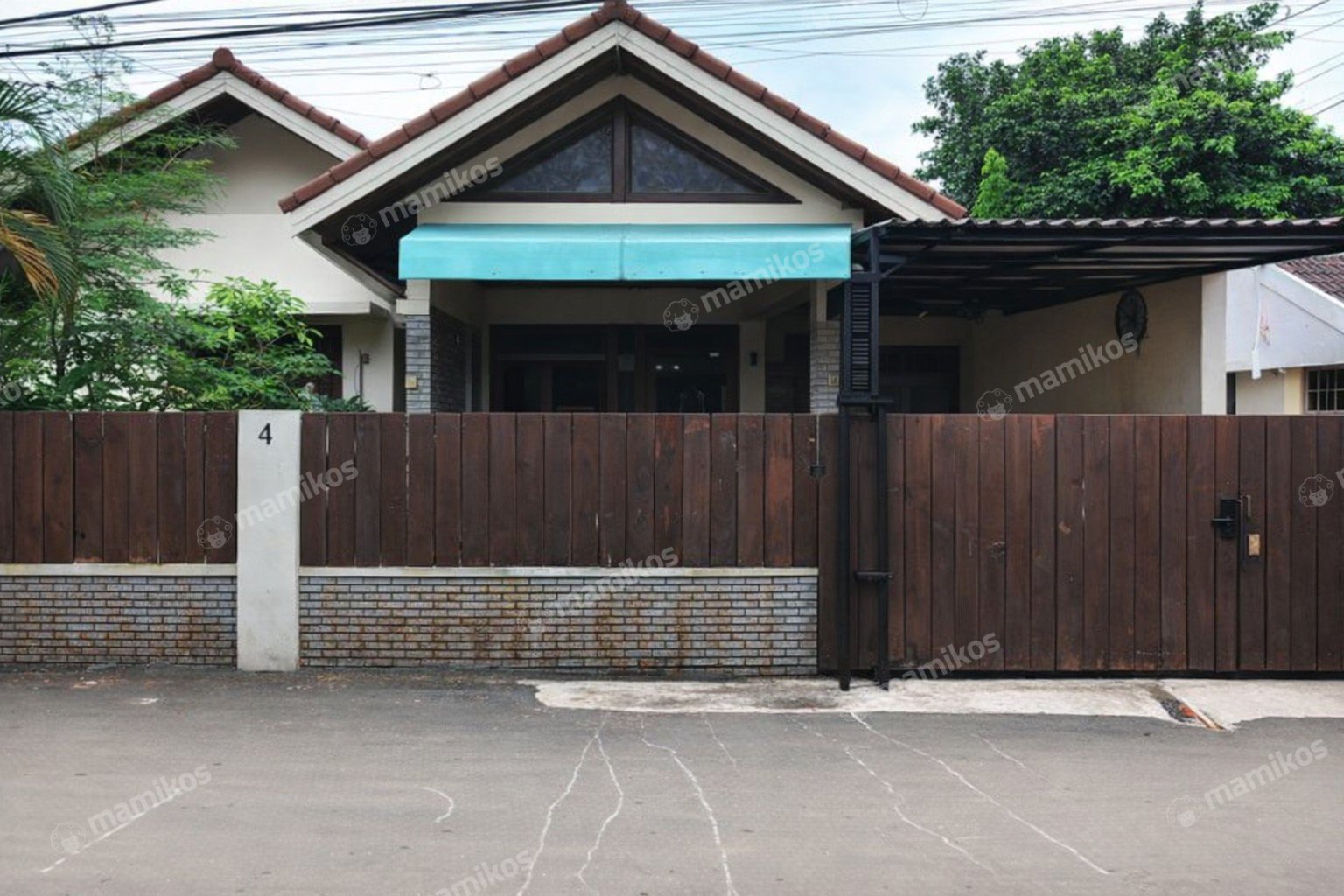 Rumah Sertifikat SHM 5 Kamar Tidur 2 Kamar Mandi Bambu Apus Jakarta Timur