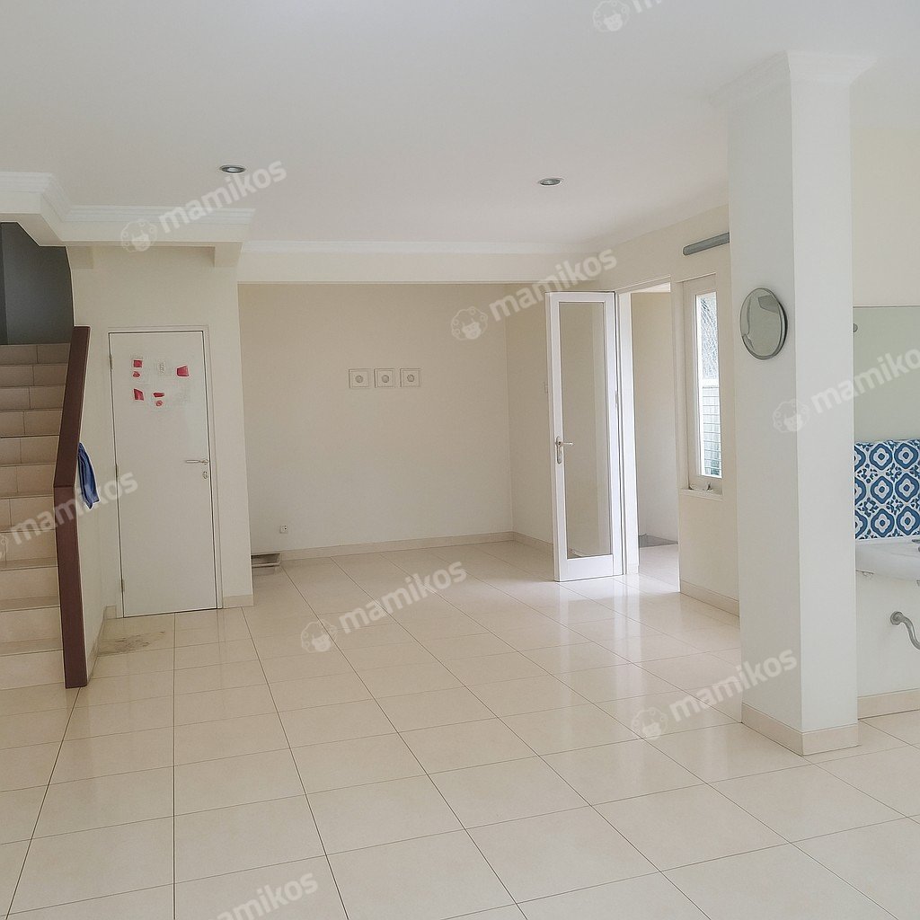 Rumah Sertifikat SHM 3 Kamar Tidur 4 Kamar Mandi Cibubur Jakarta Timur - Photo 3