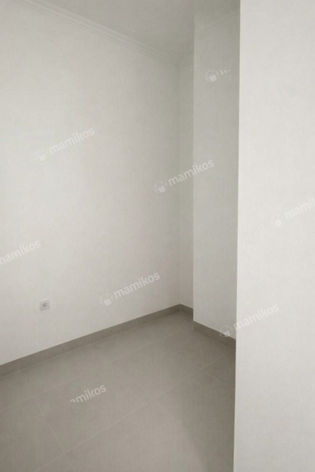 Rumah Sertifikat SHM 4 Kamar Tidur 3 Kamar Mandi Pantai Indah Kapuk 2 Jakarta Utara - Photo 2
