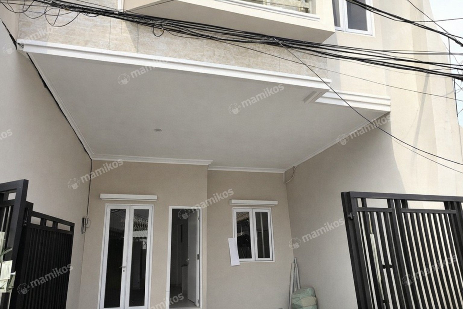 Rumah 4KT 3KM Tanjung Duren Jakarta Barat