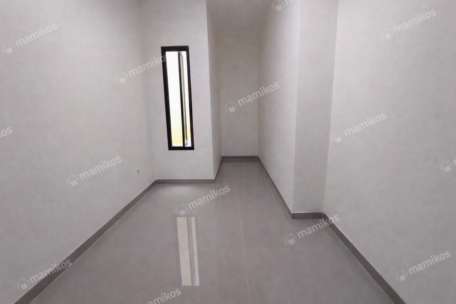 Rumah Sertifikat SHM 4 Kamar Tidur 4 Kamar Mandi Kelapa Gading Jakarta Utara - Photo 3
