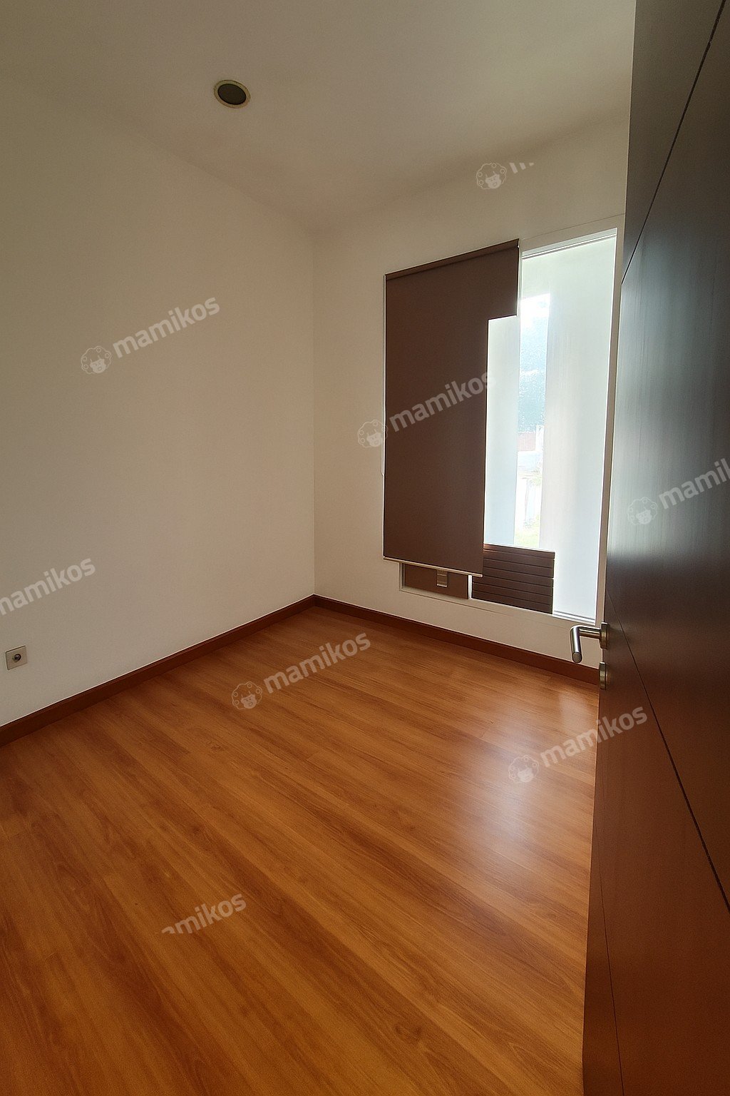 Rumah Sertifikat SHM 3 Kamar Tidur 3 Kamar Mandi Pantai Indah Kapuk Jakarta Utara - Photo 5
