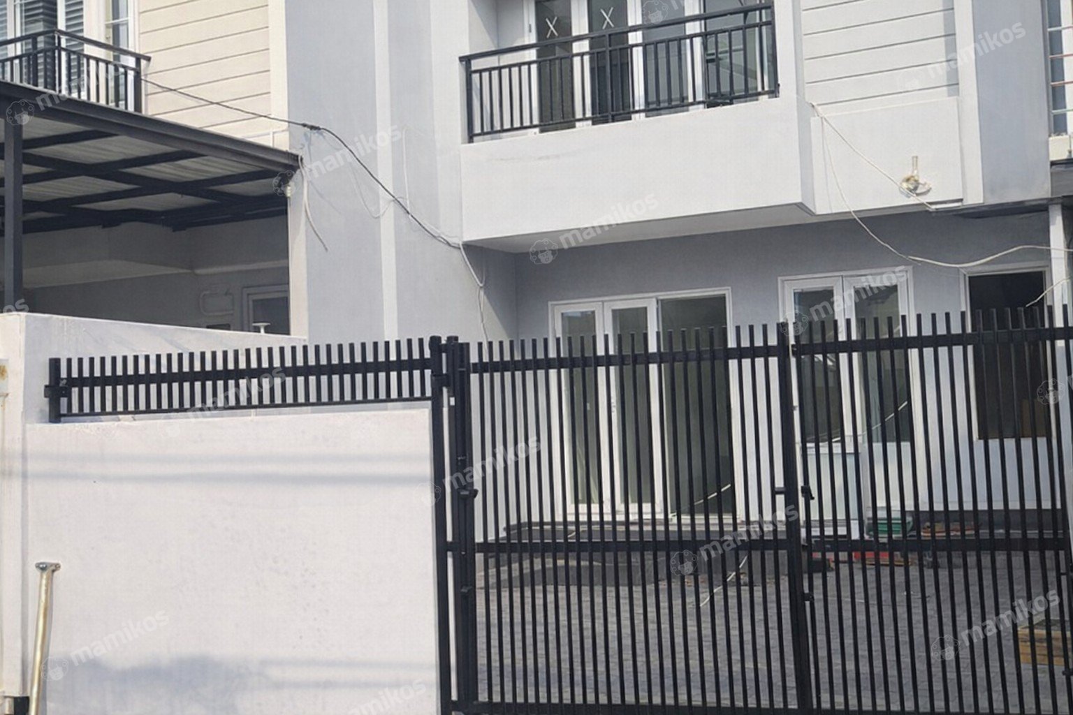 Rumah Sertifikat SHM 4 Kamar Tidur 3 Kamar Mandi Lebak Bulus Jakarta Selatan