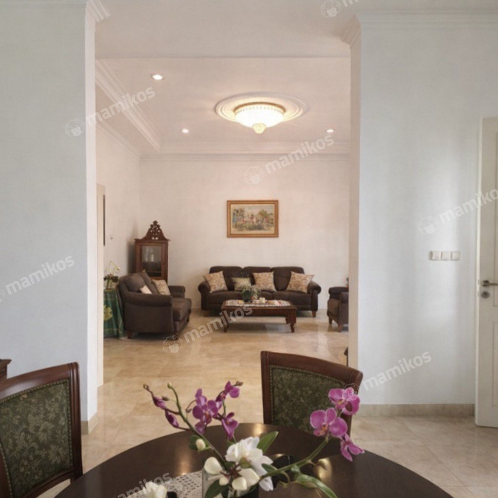 Rumah Sertifikat SHM 5 Kamar Tidur 4 Kamar Mandi Cilandak Jakarta Selatan - Photo 2