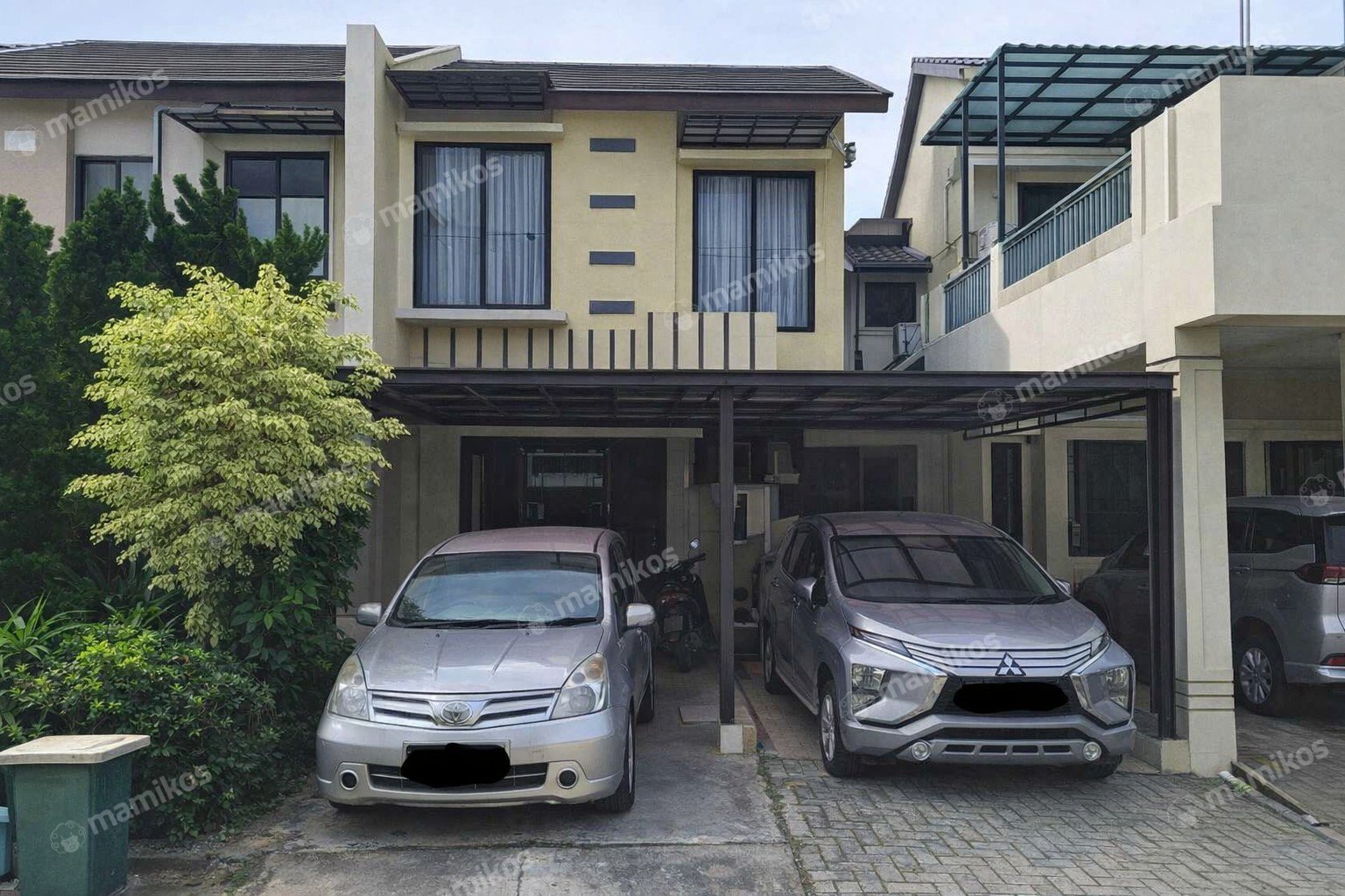 Rumah Sertifikat SHM 4 Kamar Tidur 3 Kamar Mandi Daan Mogot Jakarta Barat