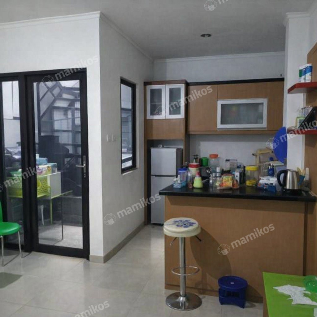 Rumah Sertifikat SHM 4 Kamar Tidur 3 Kamar Mandi Daan Mogot Jakarta Barat - Photo 2