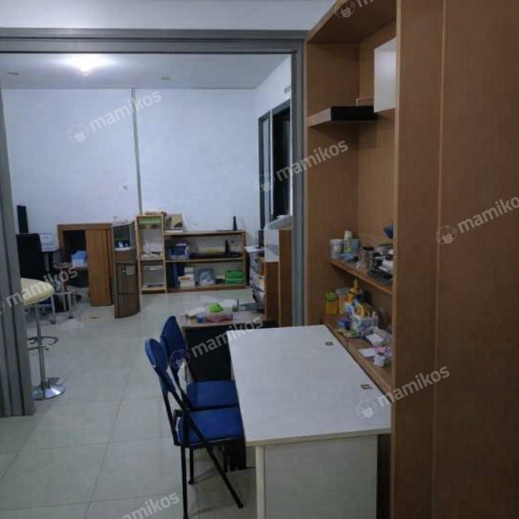 Rumah Sertifikat SHM 4 Kamar Tidur 3 Kamar Mandi Daan Mogot Jakarta Barat - Photo 4