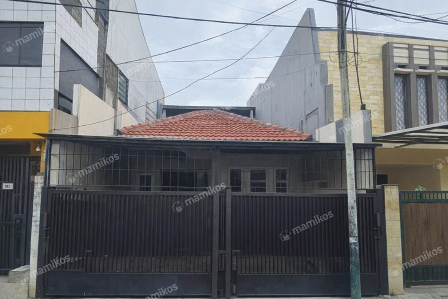Rumah Sertifikat SHM 2 Kamar Tidur 1 Kamar Mandi Tomang Jakarta Barat