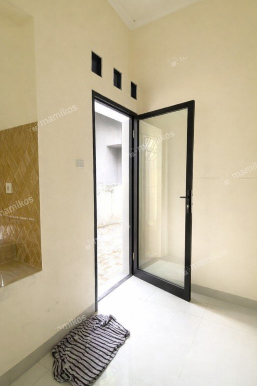 Rumah Sertifikat SHM 3 Kamar Tidur 3 Kamar Mandi Pasar Rebo Jakarta Timur - Photo 4
