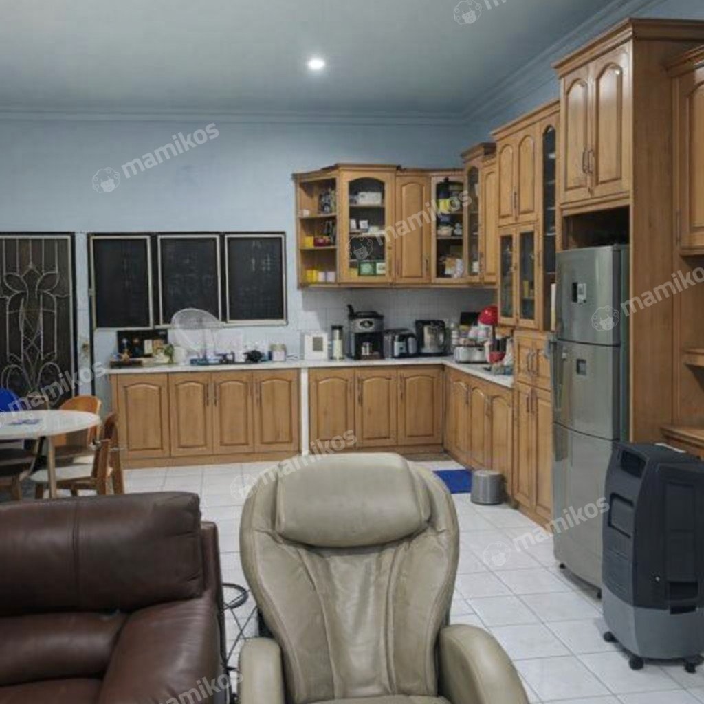Rumah Sertifikat SHM 5 Kamar Tidur 5 Kamar Mandi Jelambar Jakarta Barat - Photo 3