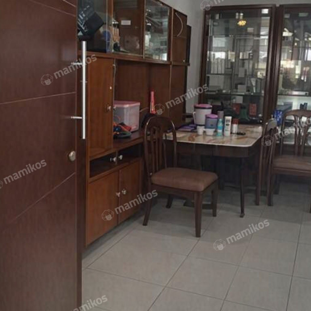 Rumah Sertifikat SHM 3 Kamar Tidur 2 Kamar Mandi Green Lake City Jakarta Barat