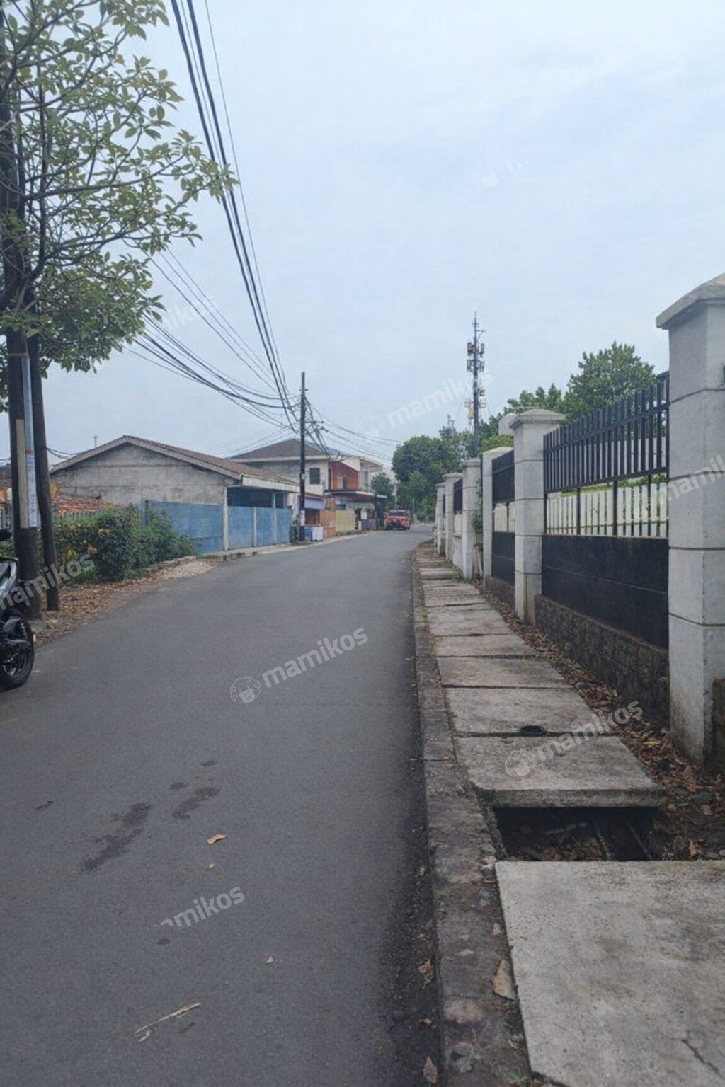 Rumah Sertifikat SHM 5 Kamar Tidur 5 Kamar Mandi Pesanggrahan Jakarta Selatan - Photo 4