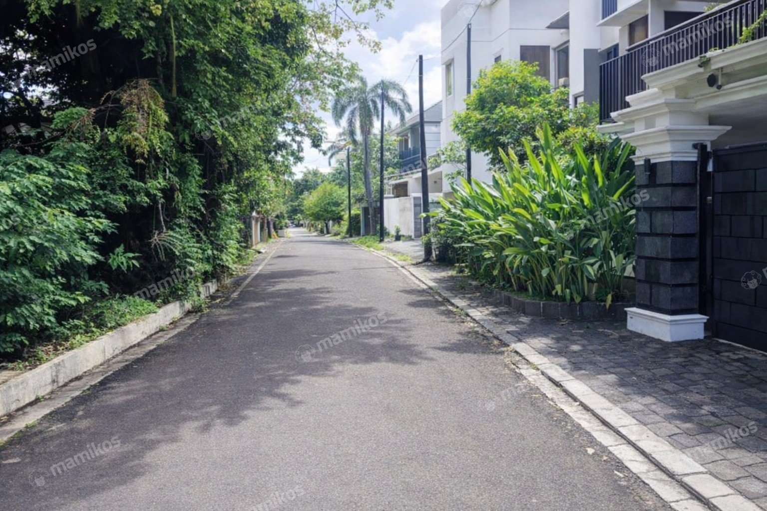 Rumah Sertifikat SHM 4 Kamar Tidur 4 Kamar Mandi Pondok Indah Jakarta Selatan - Photo 5