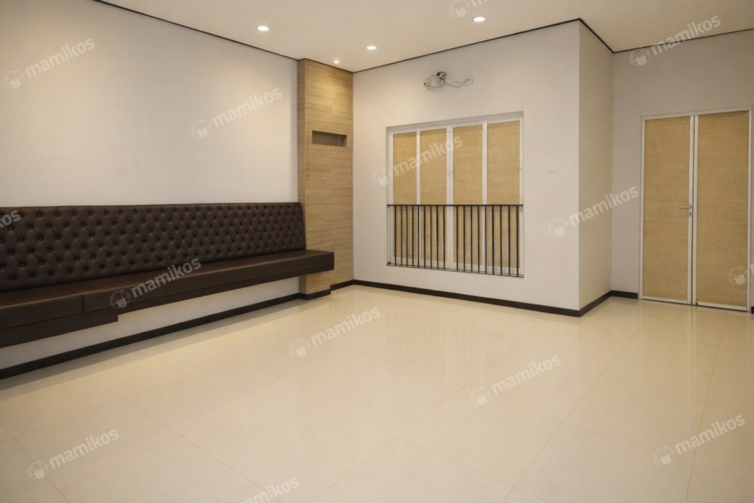 Rumah Sertifikat SHM 4 Kamar Tidur 3 Kamar Mandi Permata Buana Jakarta Barat - Photo 4