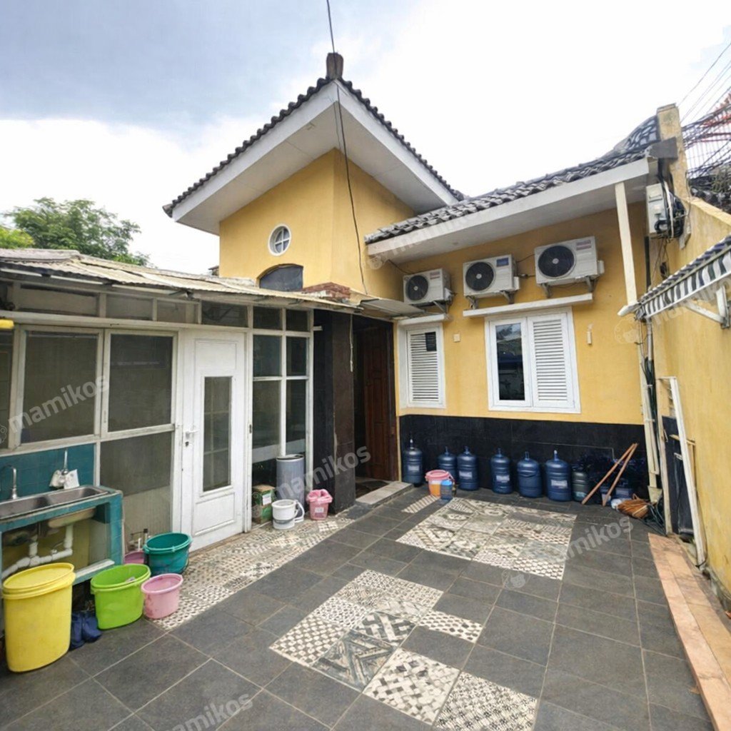 Rumah Sertifikat SHM 3 Kamar Tidur 2 Kamar Mandi Srengseng Jakarta Barat - Photo 3