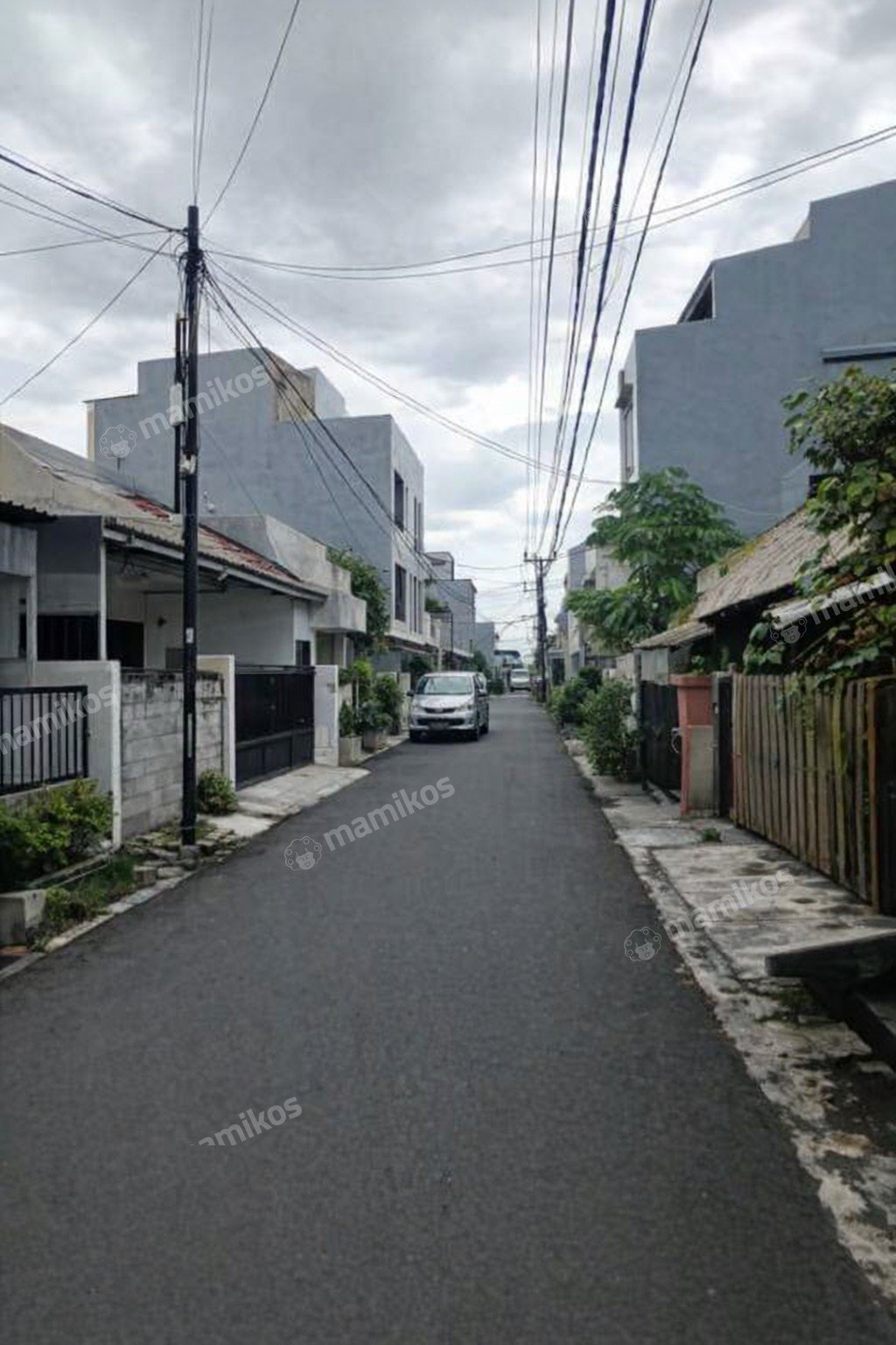 Rumah Sertifikat SHM 2 Kamar Tidur 1 Kamar Mandi Tanjung Duren Jakarta Barat - Photo 3