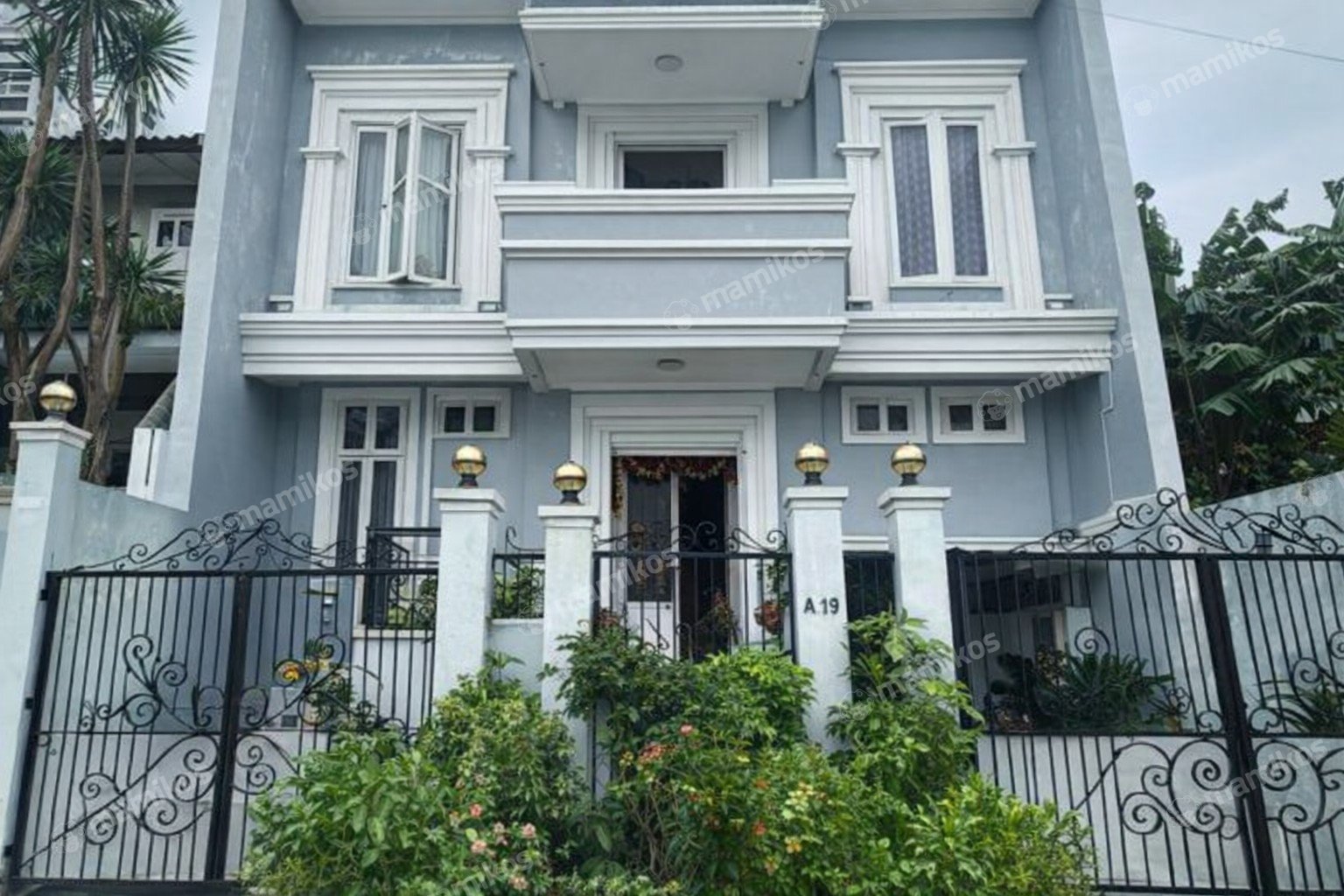 Rumah Sertifikat SHM 5 Kamar Tidur 7 Kamar Mandi Gandaria Jakarta Selatan