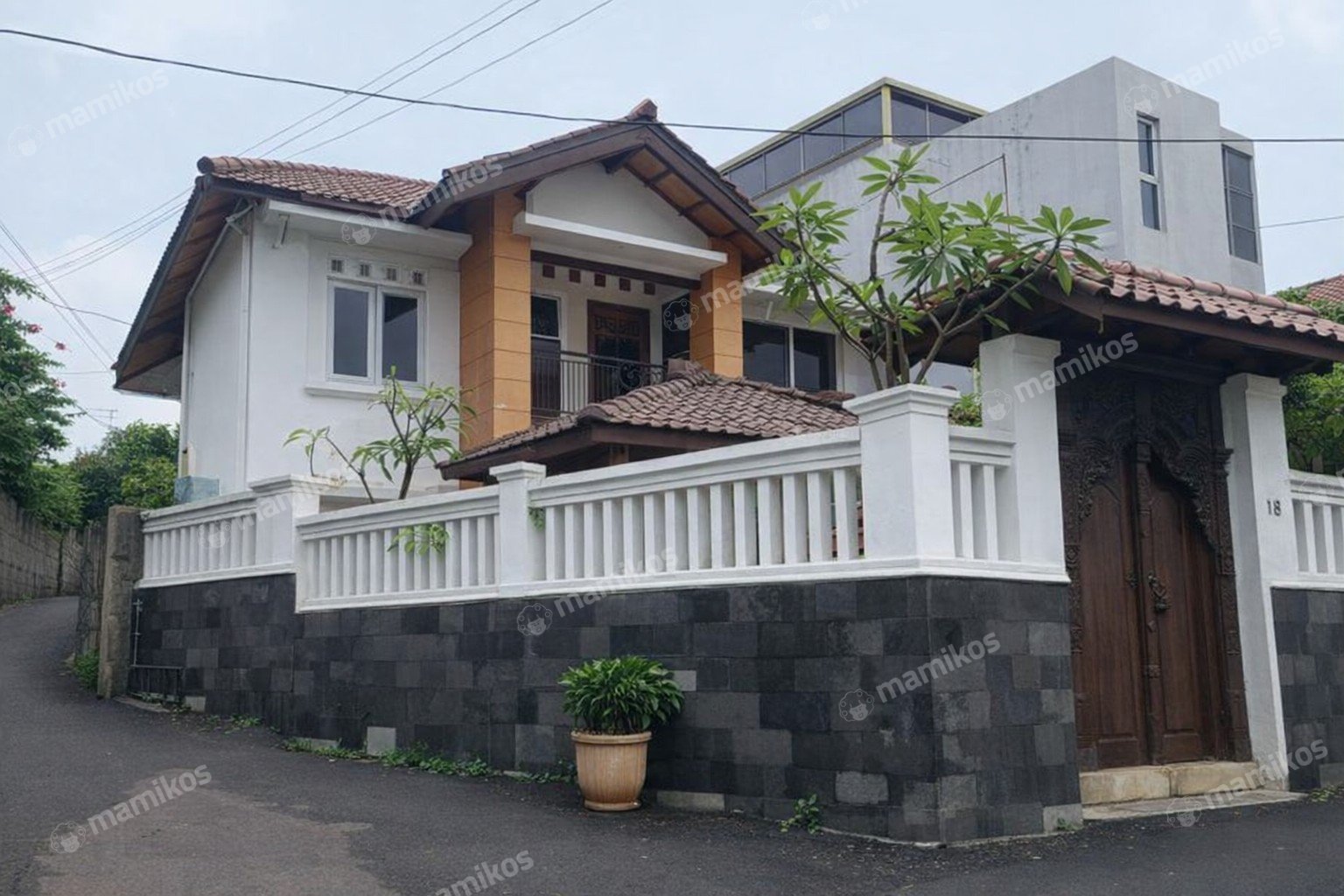 Rumah 4KT 4KM Tanjung Barat Jakarta Selatan
