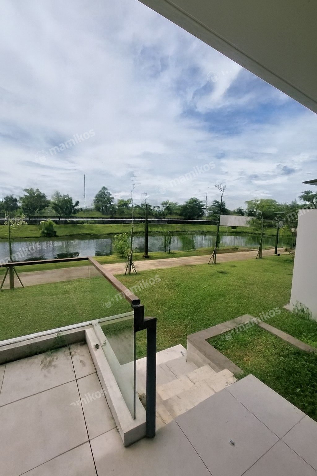 Rumah 4 Kamar Tidur 4 Kamar Mandi 1 Lantai Pantai Indah Kapuk 2 Jakarta Utara - Photo 3