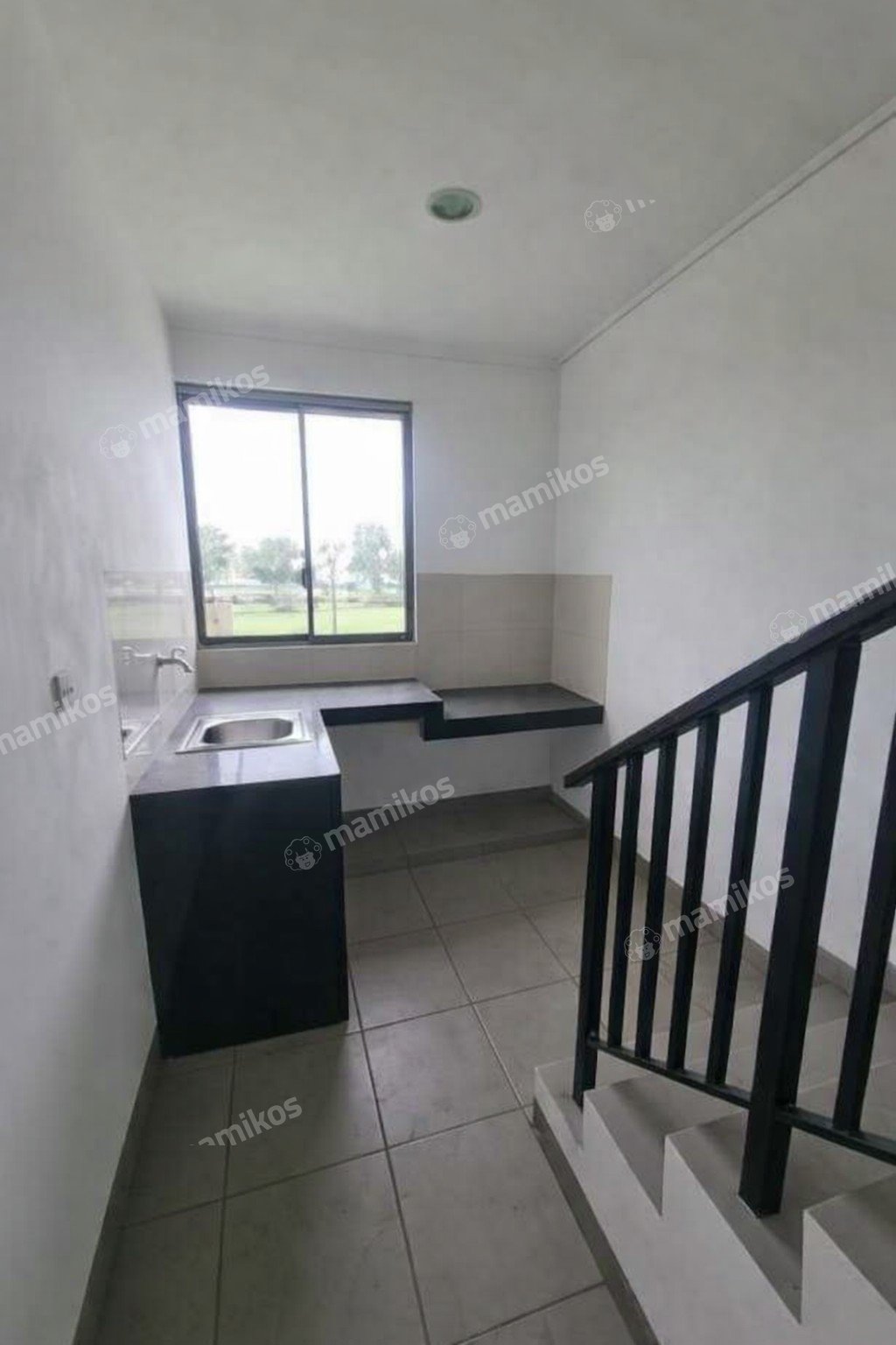 Rumah 4 Kamar Tidur 4 Kamar Mandi 1 Lantai Pantai Indah Kapuk 2 Jakarta Utara - Photo 4