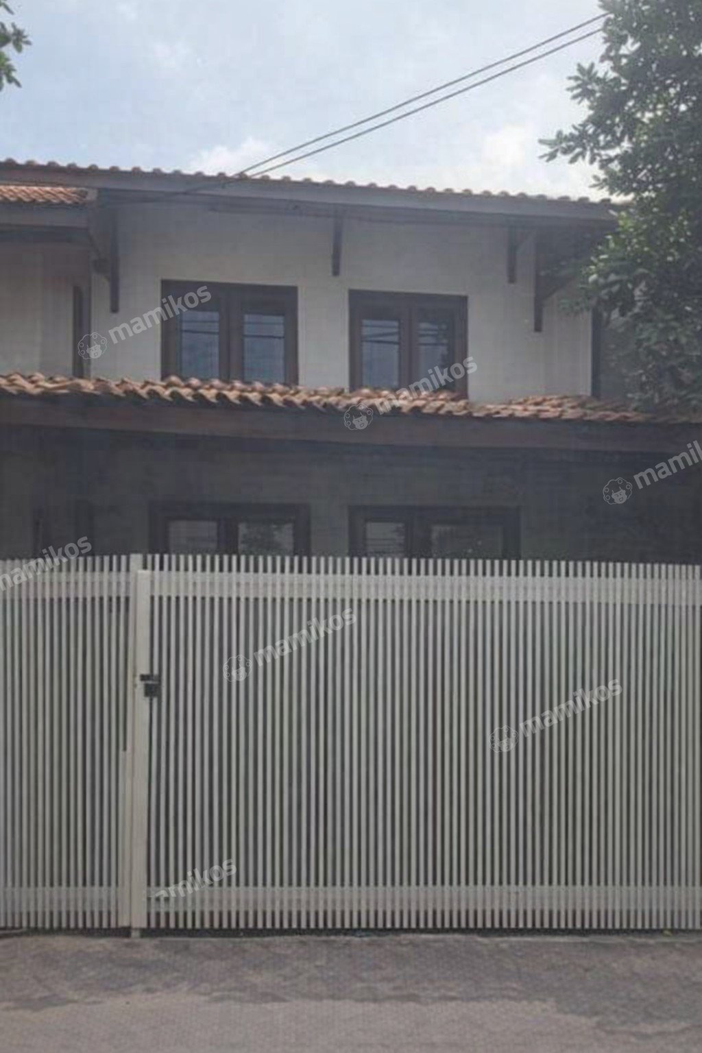 Rumah Sertifikat SHM 4 Kamar Tidur 3 Kamar Mandi Kramat Jati Jakarta Timur - Photo 2