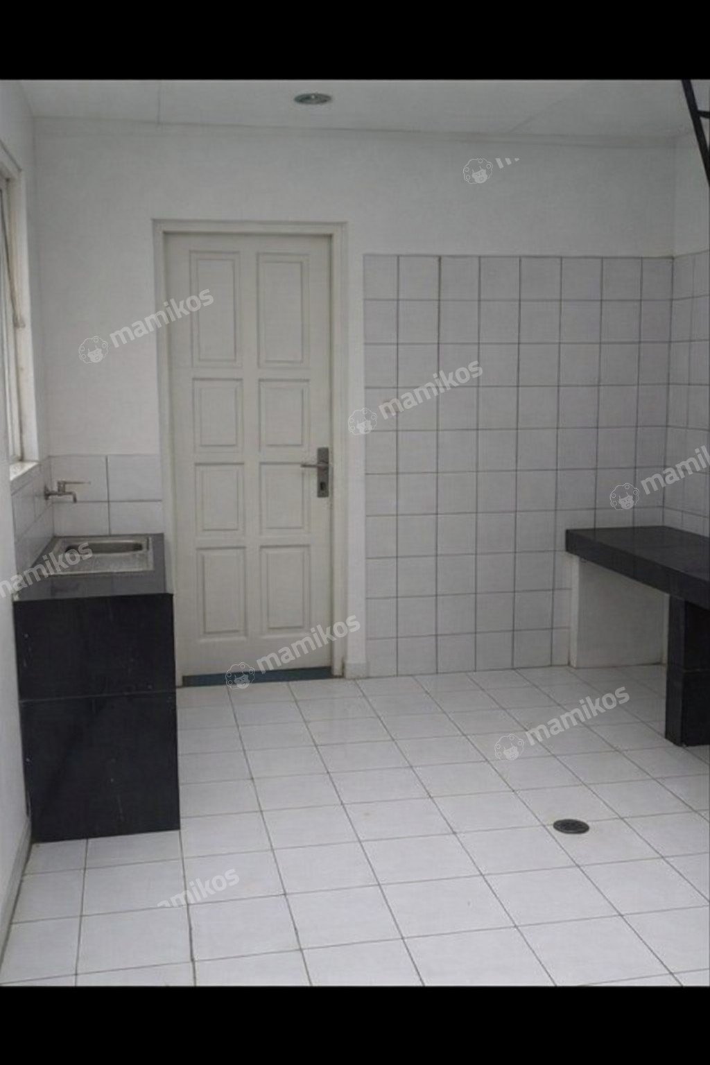 Rumah Sertifikat SHM 9 Kamar Tidur 3 Kamar Mandi Kebayoran Baru Jakarta Selatan - Photo 2