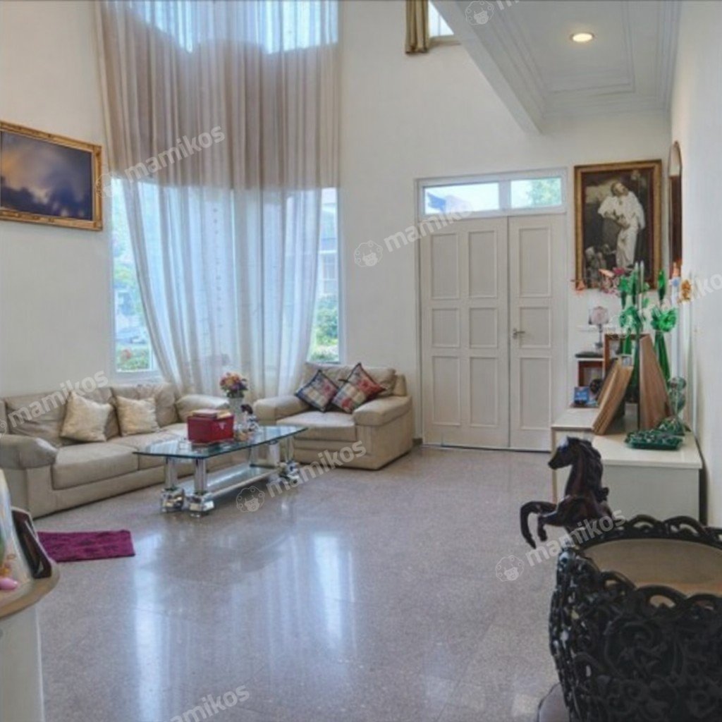 Rumah Sertifikat SHM 5 Kamar Tidur 5 Kamar Mandi Puri Indah Jakarta Barat - Photo 2