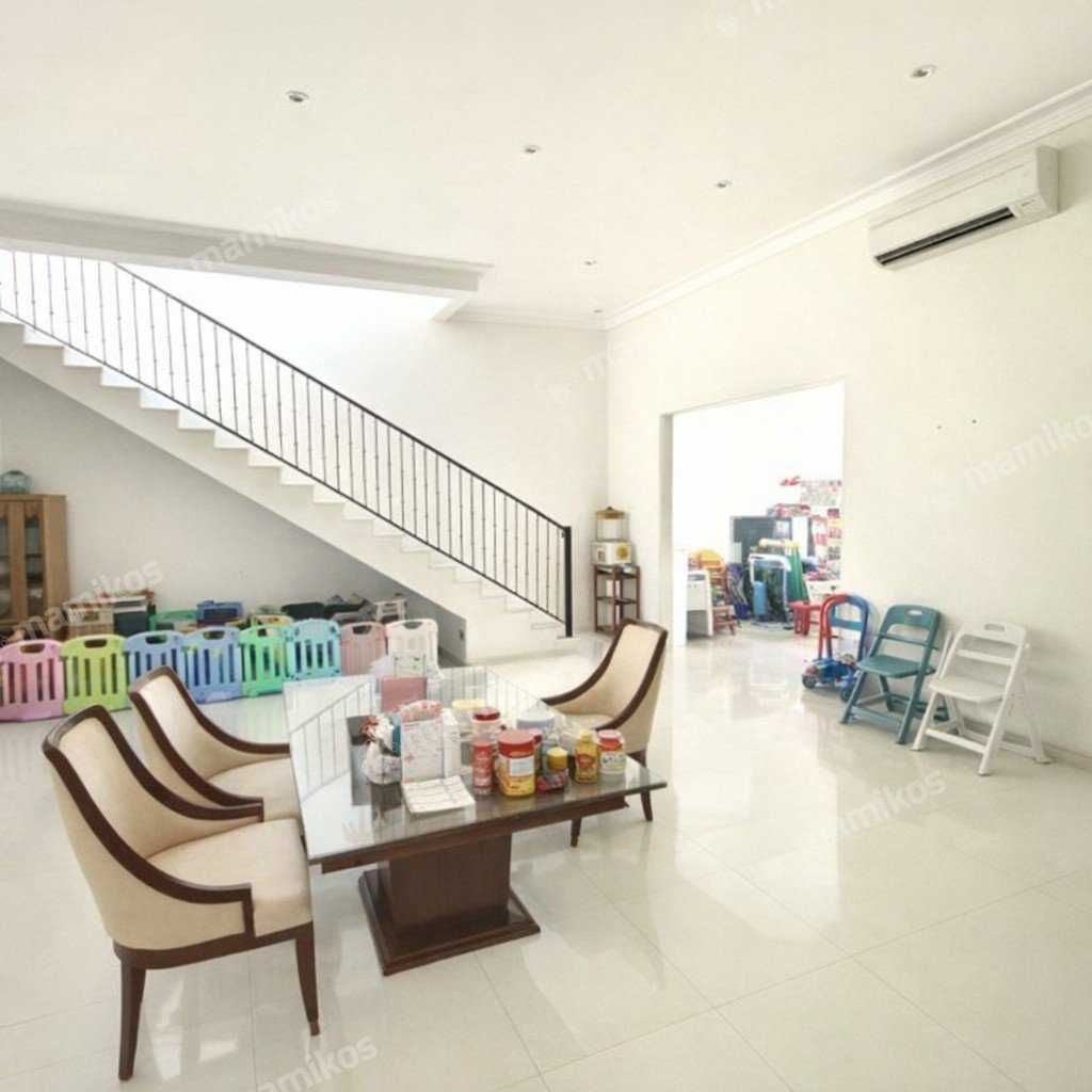 Rumah Sertifikat SHM 3 Kamar Tidur 4 Kamar Mandi Joglo Jakarta Barat - Photo 3