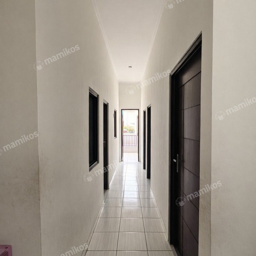 Rumah 11 Kamar Tidur 11 Kamar Mandi 2 Lantai Tanjung Duren Jakarta Barat - Photo 4