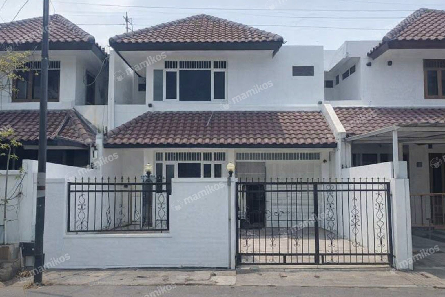Rumah Sertifikat SHM 4 Kamar Tidur 3 Kamar Mandi Metland Menteng Jakarta Timur