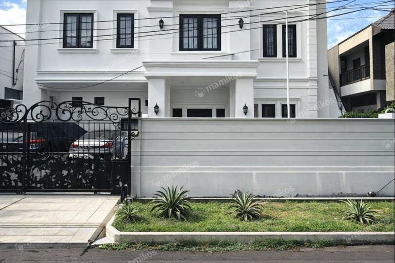 Rumah Sertifikat SHM 6 Kamar Tidur 4 Kamar Mandi Pulomas Jakarta Timur