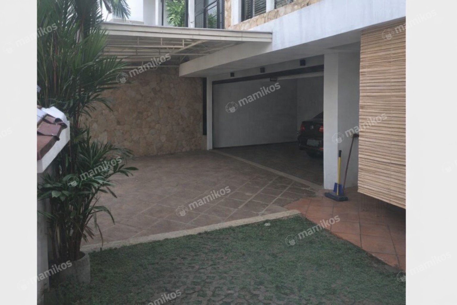 Rumah Sertifikat SHM 7 Kamar Tidur 5 Kamar Mandi Kemang Jakarta Selatan - Photo 3
