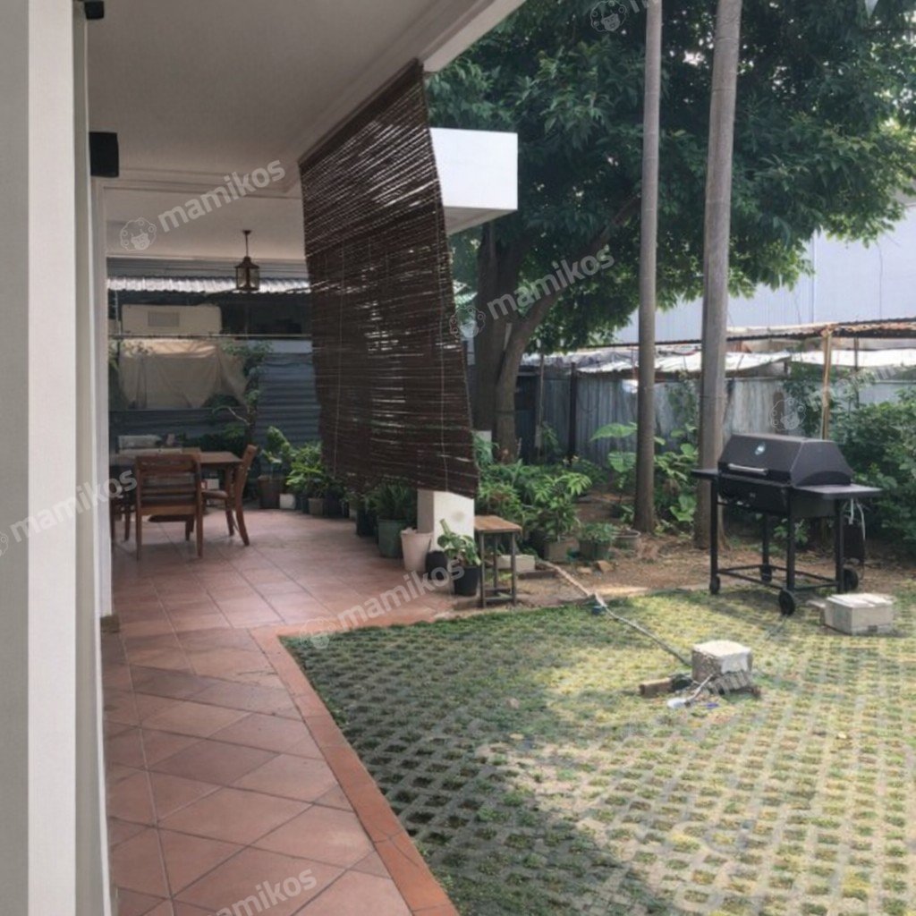 Rumah Sertifikat SHM 7 Kamar Tidur 5 Kamar Mandi Kemang Jakarta Selatan - Photo 4