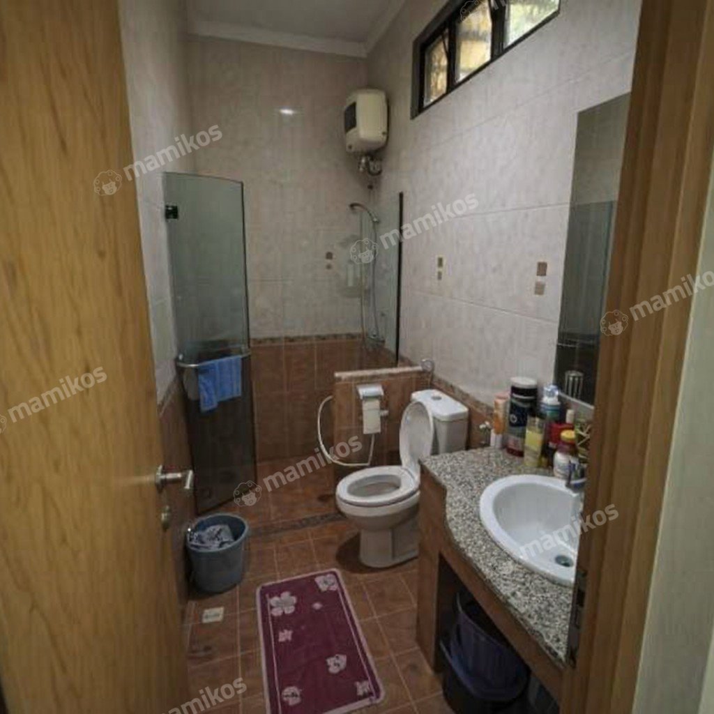 Rumah Sertifikat SHM 3 Kamar Tidur 3 Kamar Mandi Sunter Jakarta Utara - Photo 2