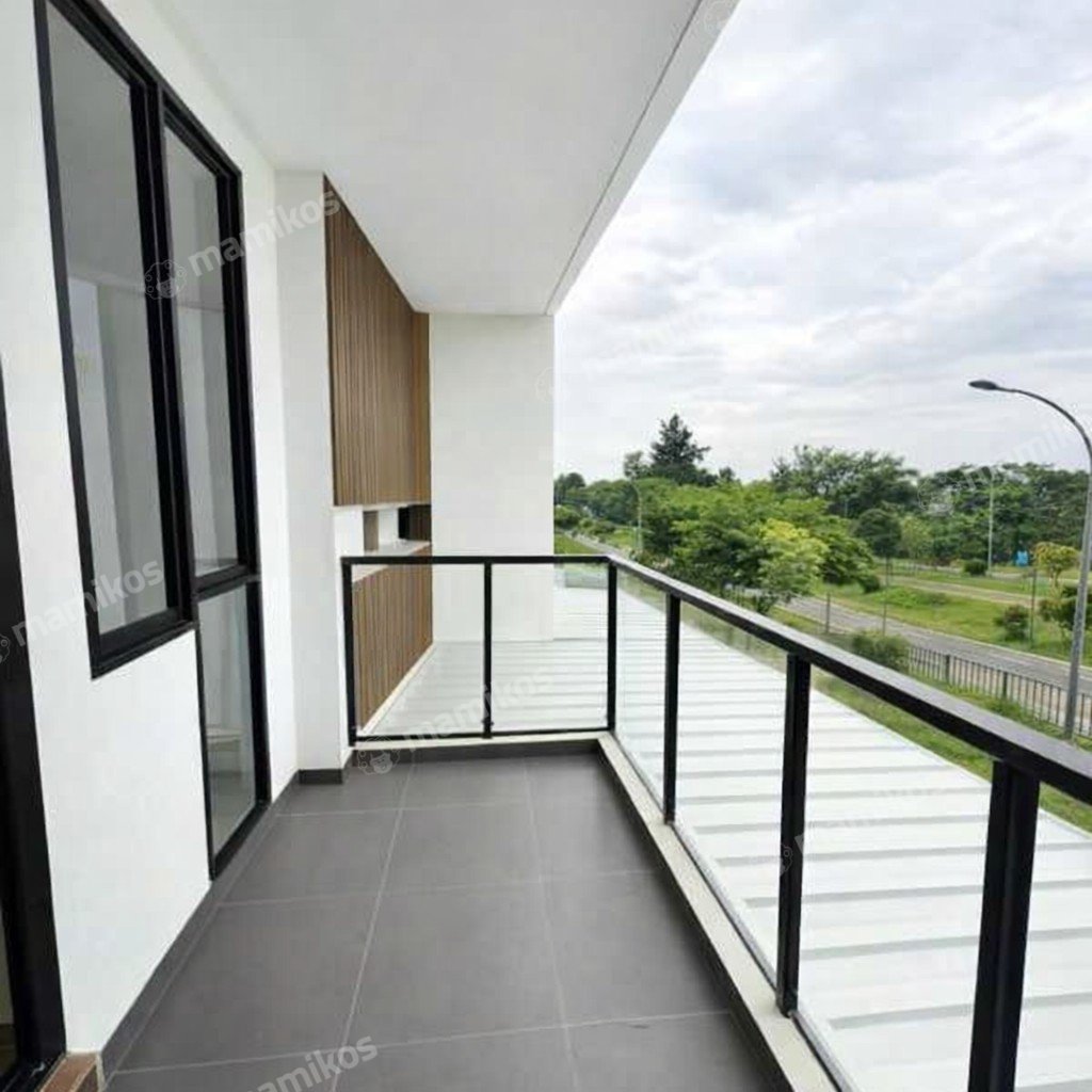 Rumah 3 Kamar Tidur 3 Kamar Mandi 3 Lantai Cakung Jakarta Timur - Photo 2