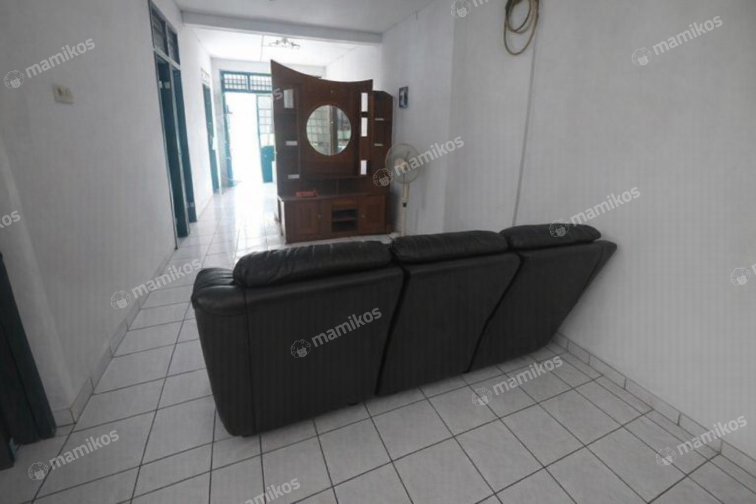 Rumah Sertifikat SHM 3 Kamar Tidur 2 Kamar Mandi Citra Garden Jakarta Barat - Photo 2