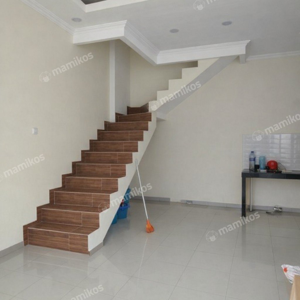 Rumah Sertifikat SHM 3 Kamar Tidur 2 Kamar Mandi Kalisari Jakarta Timur - Photo 5