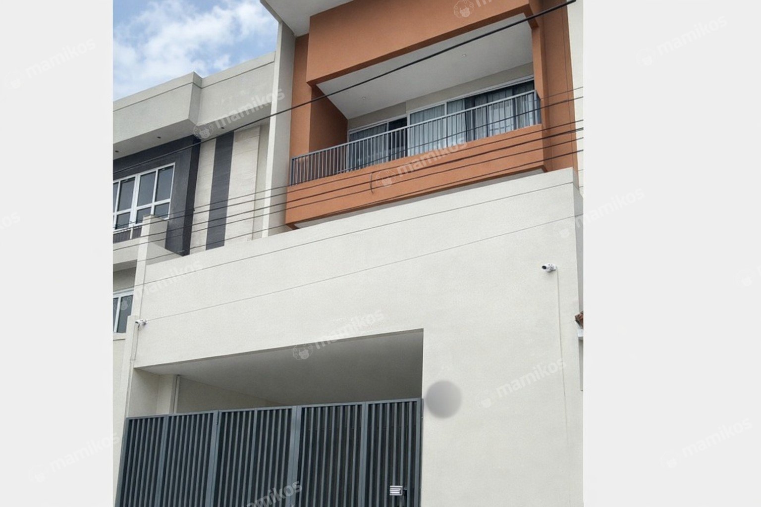 Rumah Sertifikat SHM 3 Kamar Tidur 4 Kamar Mandi Pulomas Jakarta Timur
