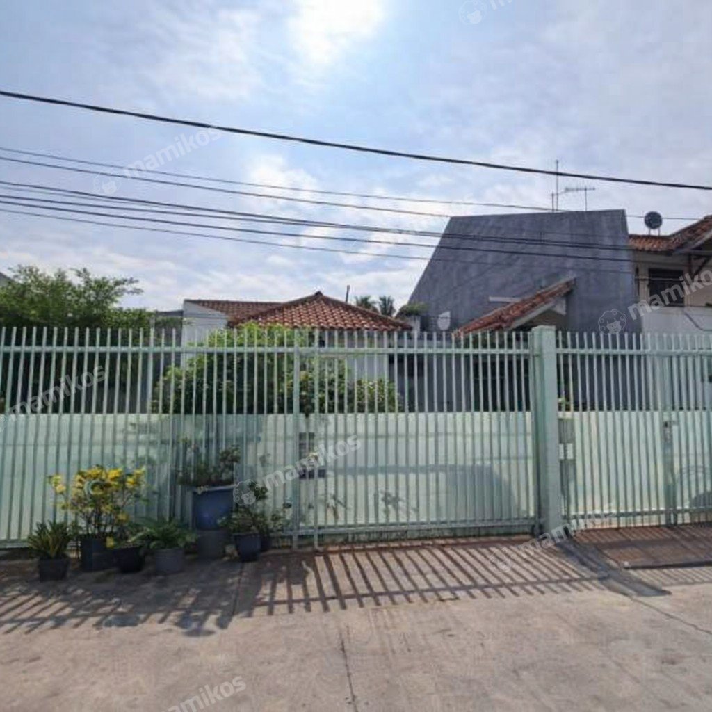 Rumah Sertifikat SHM 6 Kamar Tidur 3 Kamar Mandi Jelambar Jakarta Barat - Photo 2