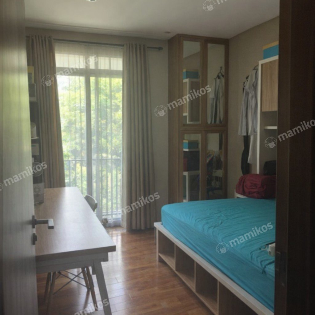 Rumah Sertifikat SHM 4 Kamar Tidur 4 Kamar Mandi Lebak Bulus Jakarta Selatan - Photo 5