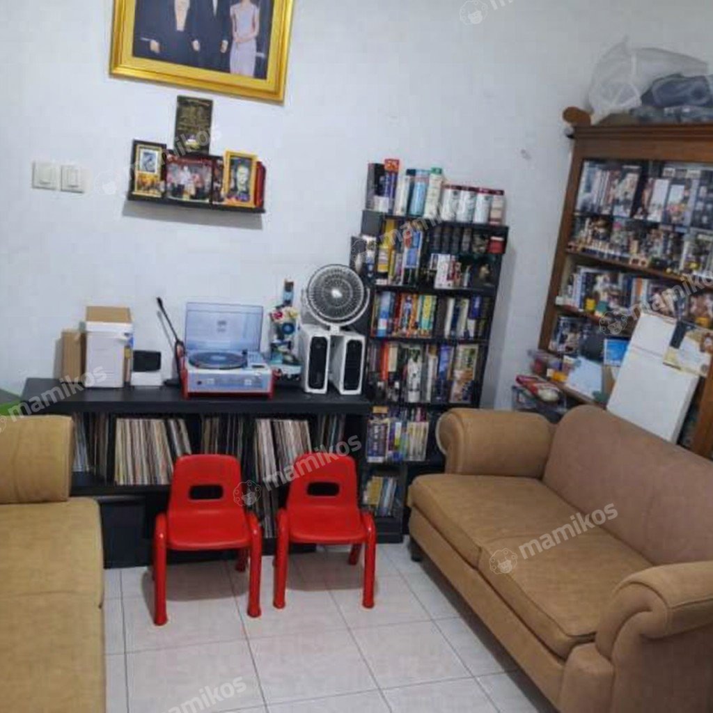 Rumah Sertifikat SHM 2 Kamar Tidur 2 Kamar Mandi Taman Palem Jakarta Barat - Photo 3