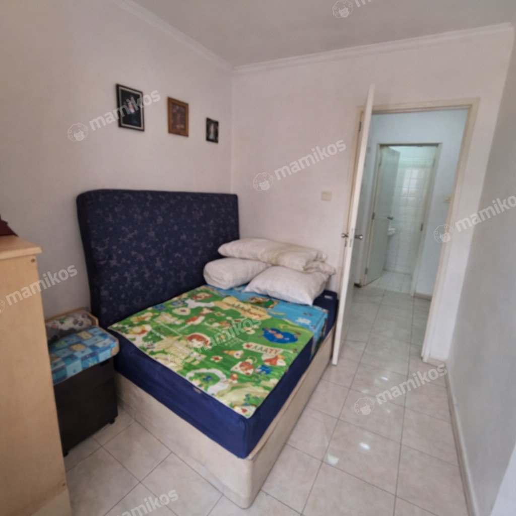 Rumah Sertifikat SHM 2 Kamar Tidur 2 Kamar Mandi Taman Palem Jakarta Barat - Photo 4