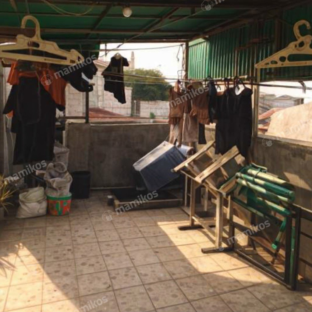 Rumah Sertifikat SHM 8 Kamar Tidur 2 Kamar Mandi Kebon Jeruk Jakarta Barat - Photo 3