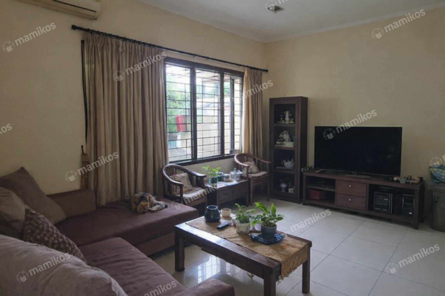Rumah Sertifikat SHM 4 Kamar Tidur 3 Kamar Mandi Pulomas Jakarta Timur